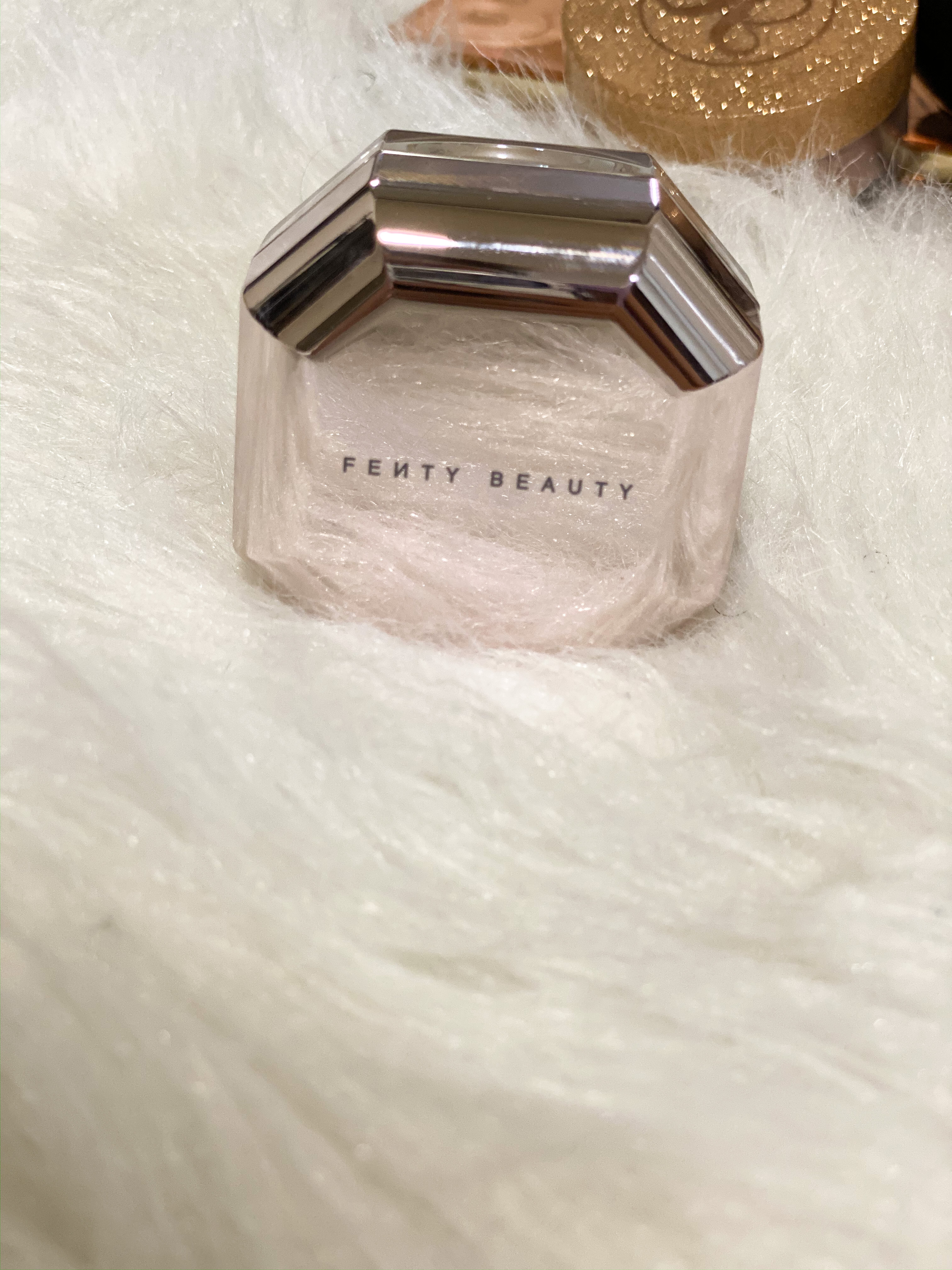 Fenty Beauty Pro Filt'R Instant Retouch Setting Powder