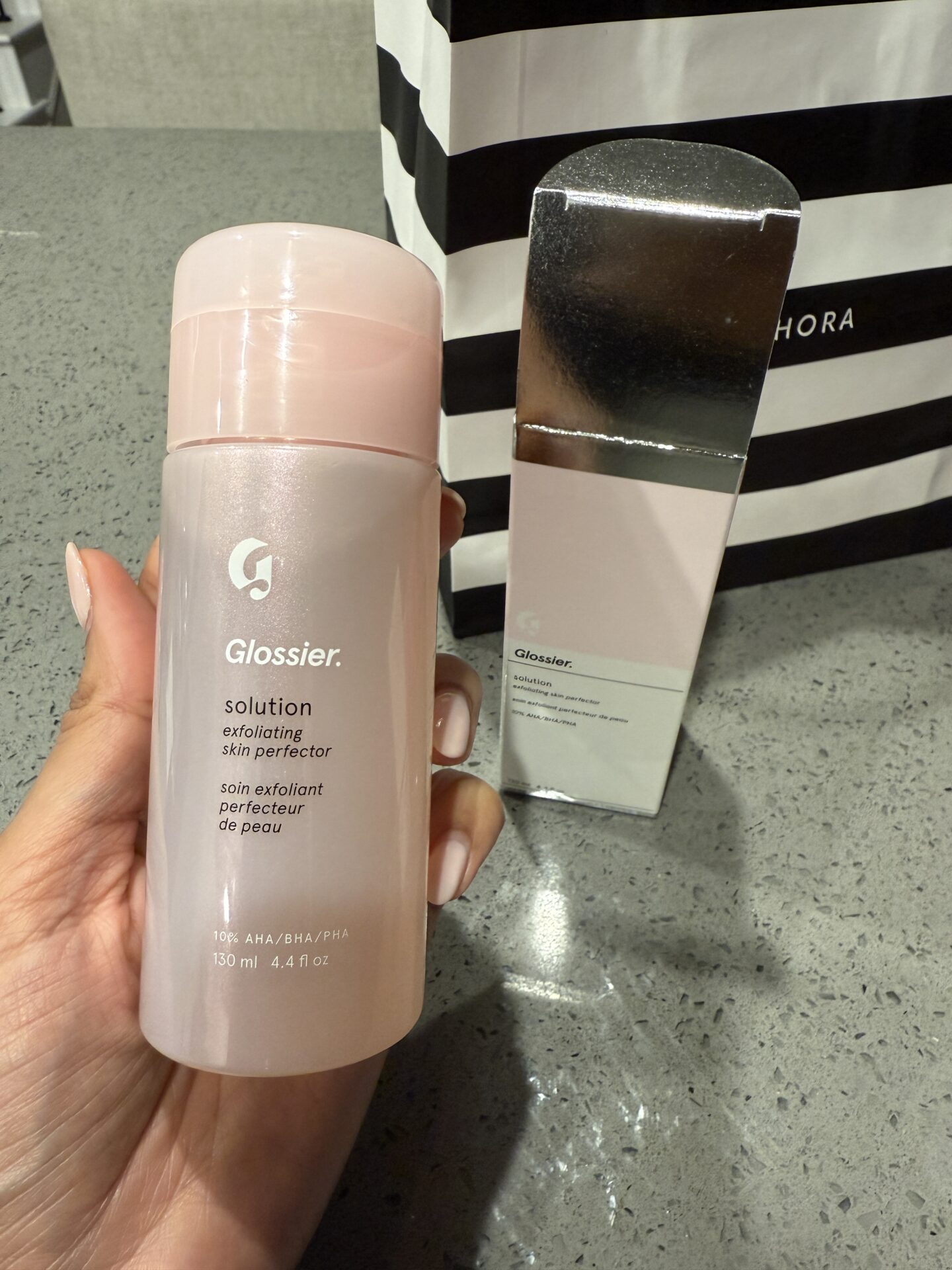 Glossier Solution Exfoliating Skin Perfector review