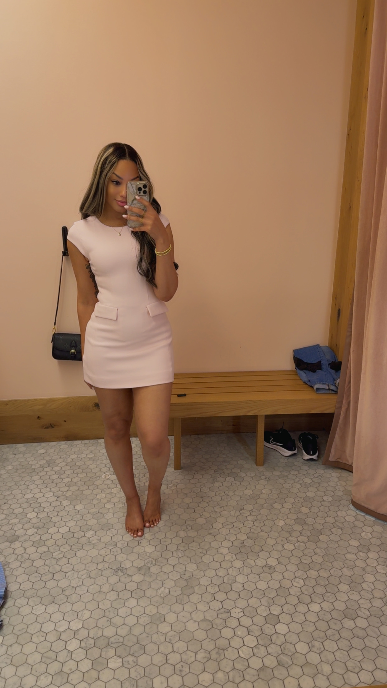 Aritzia Babaton FigureKnit Priestly Dress Villa Pink