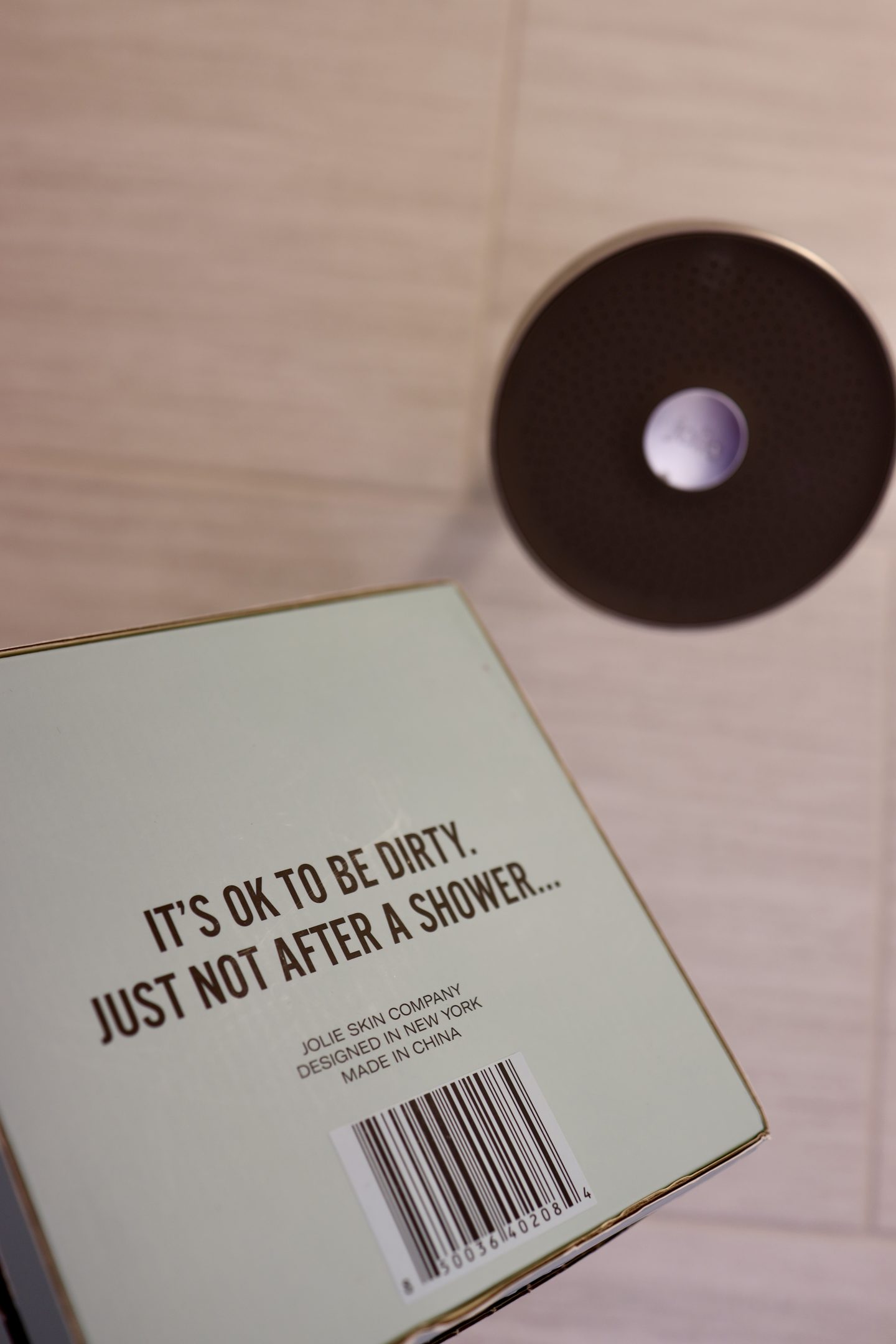 Jolie filtered showerhead