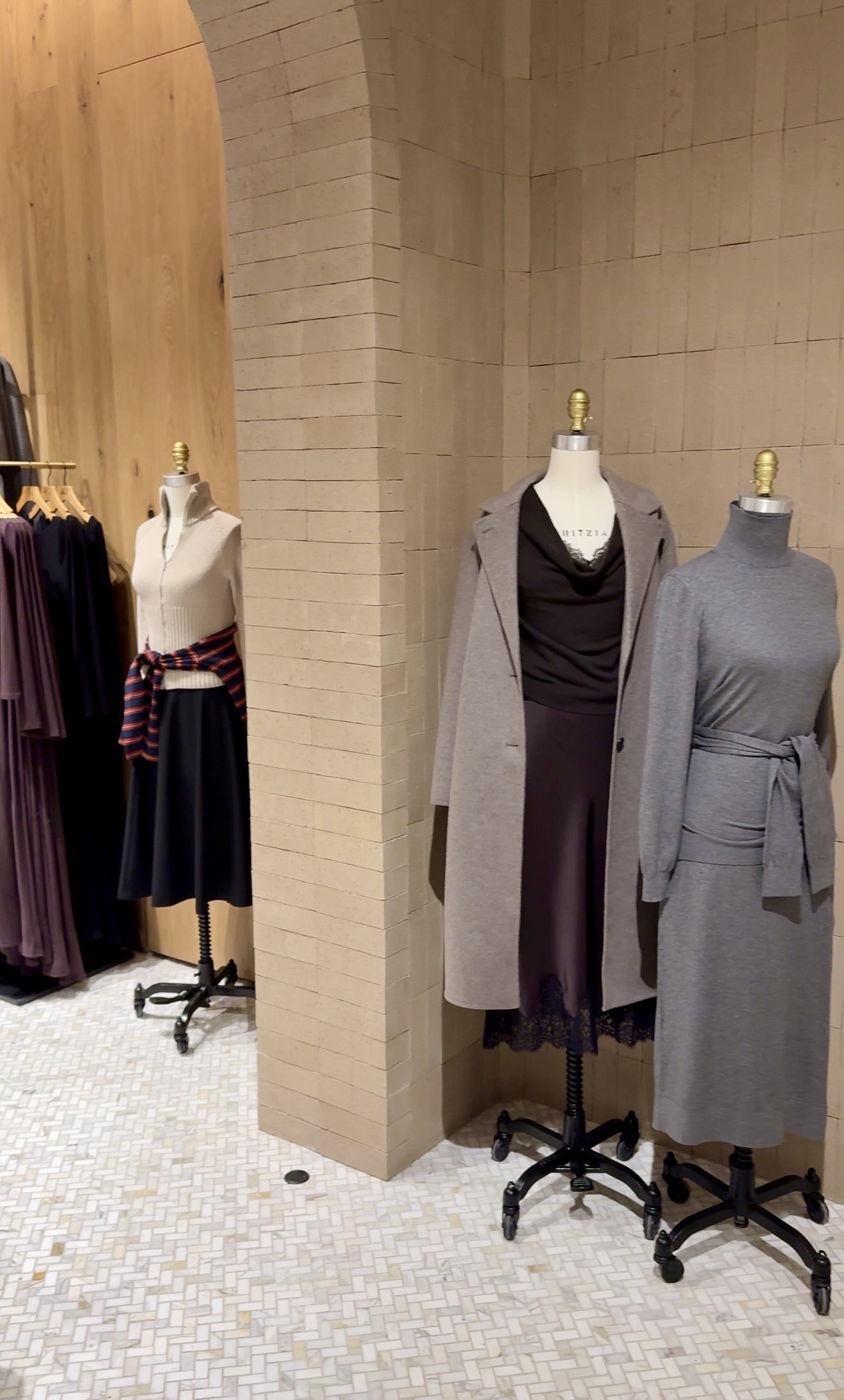 Aritzia Galleria Dallas